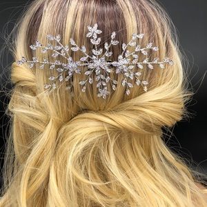 Bridal hair piece comb side diamond crystals